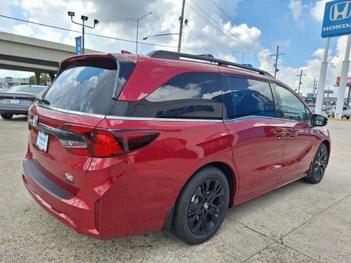 Radiant Red Metallic II 2026 Honda Odyssey Sport-L