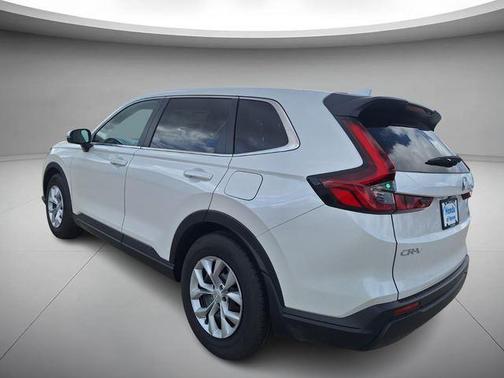 Platinum White Pearl 2026 Honda CR-V LX 2WD
