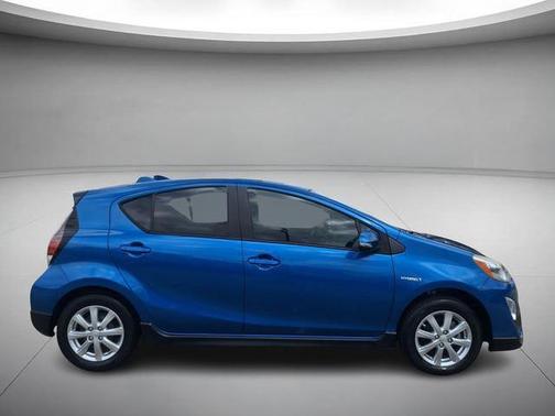 2017 Toyota Prius c Three