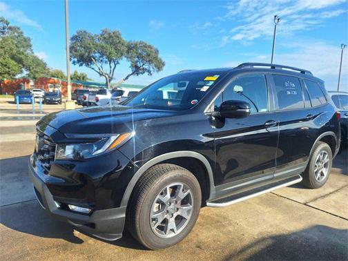 2023 Honda Passport AWD TrailSport