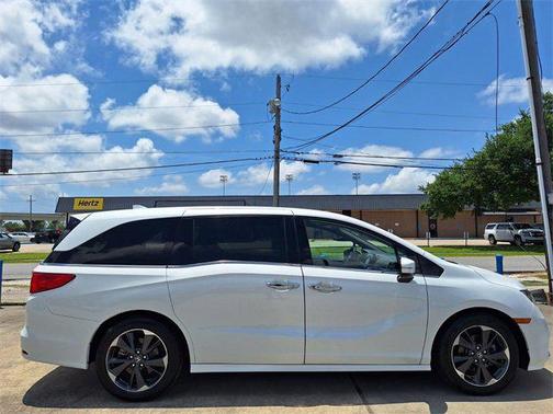 2022 Honda Odyssey Elite