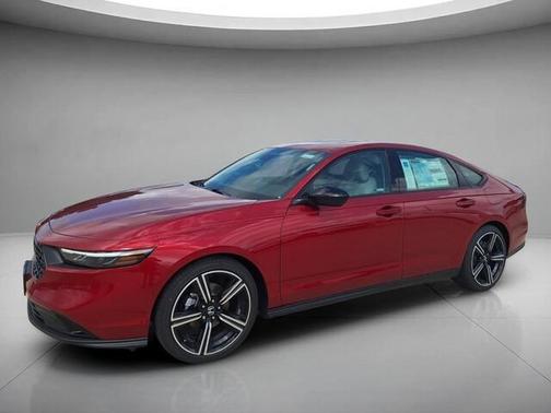 Radiant Red Metallic 2026 Honda Accord SE