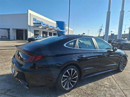 2023 Hyundai SONATA Limited