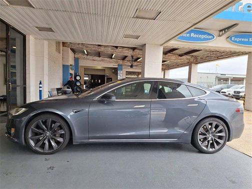 2020 Tesla Model S Long Range