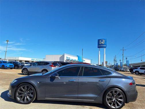 2020 Tesla Model S Long Range