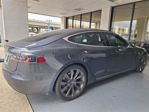 2020 Tesla Model S Long Range