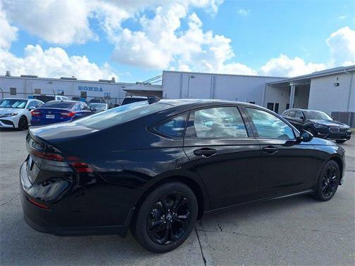 2025 Honda Accord Sport SE 1.5T