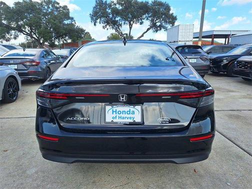 2025 Honda Accord LX 1.5T