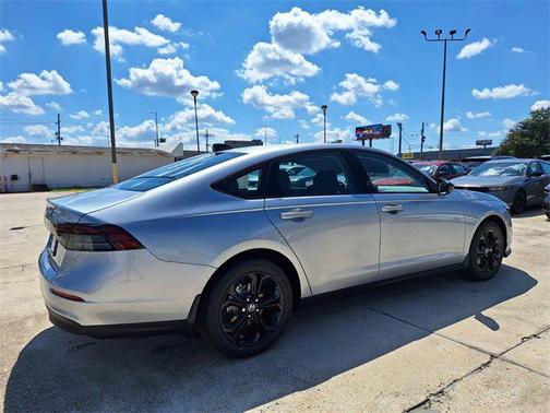 2025 Honda Accord Sport SE 1.5T