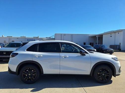 2026 Honda HR-V 2WD Sport