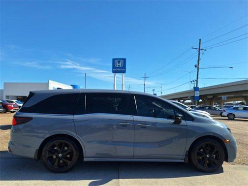 2024 Honda Odyssey Sport