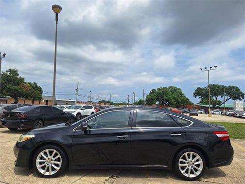 2013 Toyota Avalon XLE