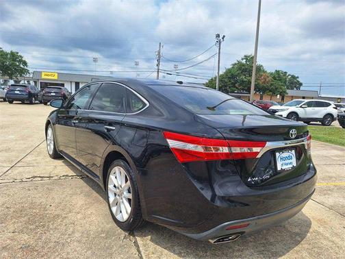 2013 Toyota Avalon XLE