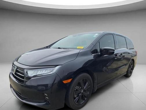 Crystal Black Pearl 2024 Honda Odyssey Sport
