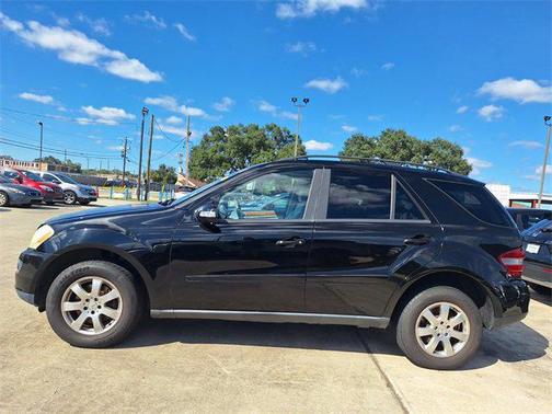 2006 Mercedes-Benz M-Class 4MATIC