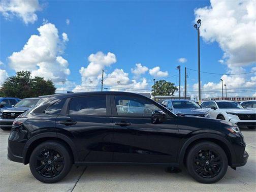 2026 Honda HR-V 2WD Sport