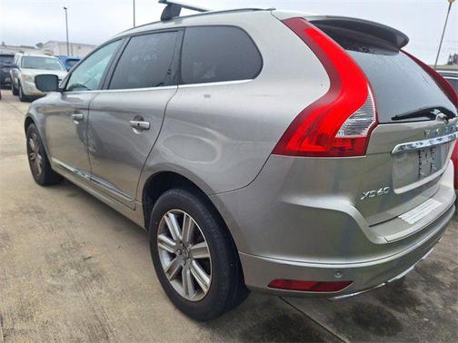 2016 Volvo XC60 T6 Drive-E