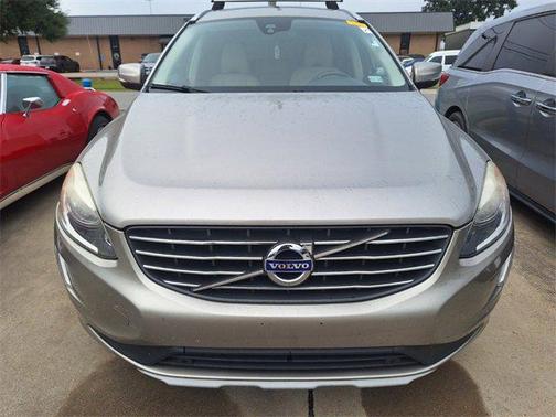 2016 Volvo XC60 T6 Drive-E
