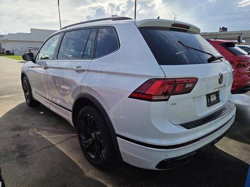 Opal White Pearl 2024 Volkswagen Tiguan 2.0T SE R-Line Black