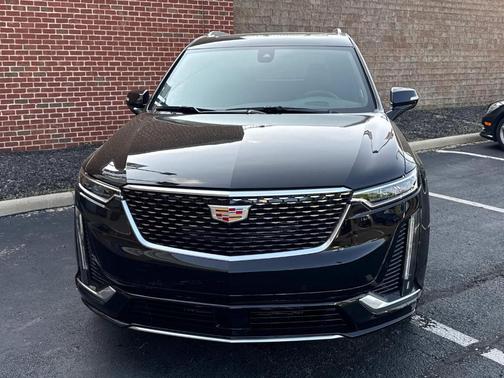 2025 Cadillac XT6 Premium Luxury AWD
