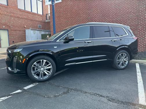 2025 Cadillac XT6 Premium Luxury AWD