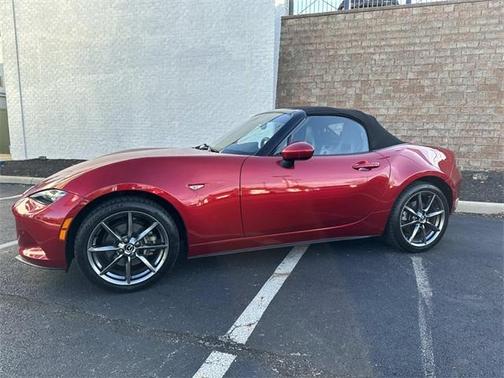 2016 Mazda MX-5 Miata Grand Touring