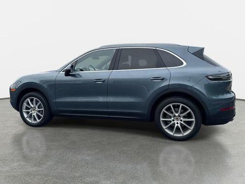 Quartzite Metallic 2019 Porsche Cayenne S