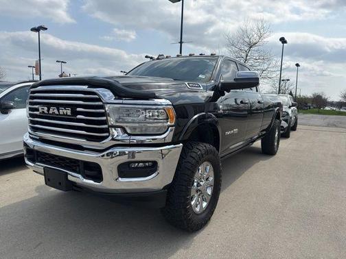 Diamond Black 2021 RAM 3500 Longhorn