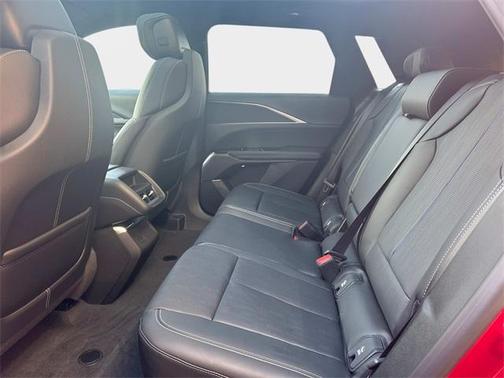 2025 Cadillac LYRIQ Luxury