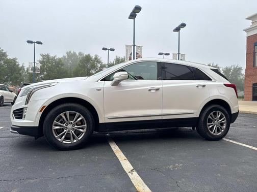 2022 Cadillac XT5 Premium Luxury