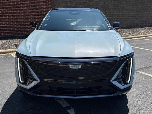 2025 Cadillac LYRIQ Sport