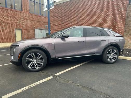 2025 Cadillac LYRIQ Luxury