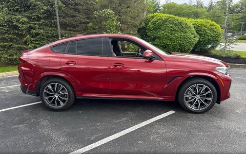 Flamenco Red Metallic 2023 BMW X6 xDrive40i