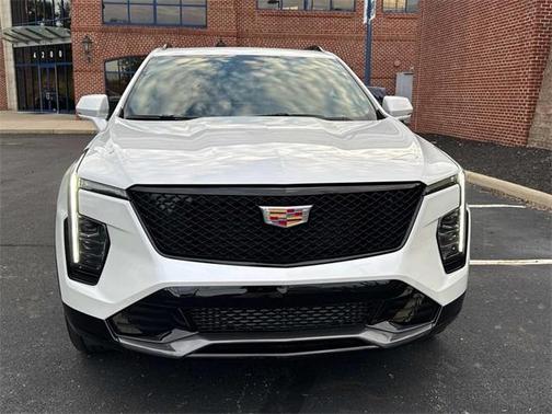 2025 Cadillac XT4 Sport