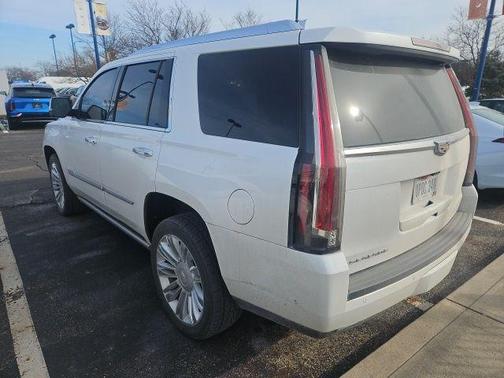 2019 Cadillac Escalade Platinum