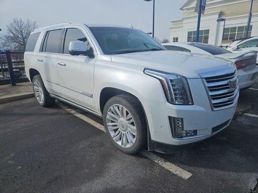 2019 Cadillac Escalade Platinum