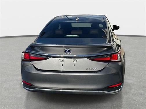 2020 Lexus ES 300h Base