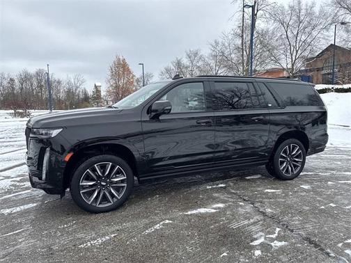 2023 Cadillac Escalade ESV Sport Platinum