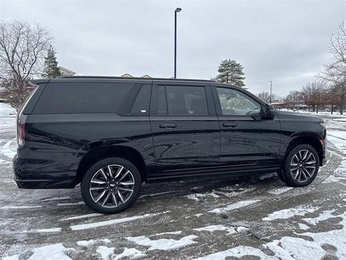 2023 Cadillac Escalade ESV Sport Platinum