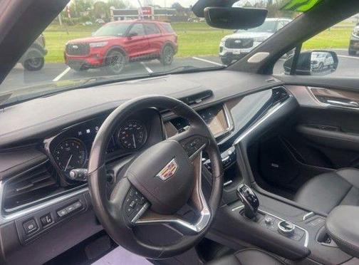 Stellar Black Metallic 2024 Cadillac XT6 Premium Luxury AWD