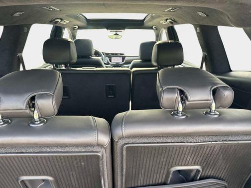 Stellar Black Metallic 2024 Cadillac XT6 Premium Luxury AWD