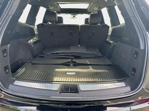 Stellar Black Metallic 2024 Cadillac XT6 Premium Luxury AWD