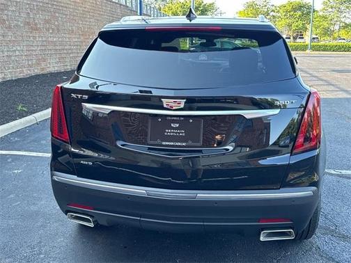 2025 Cadillac XT5 Luxury
