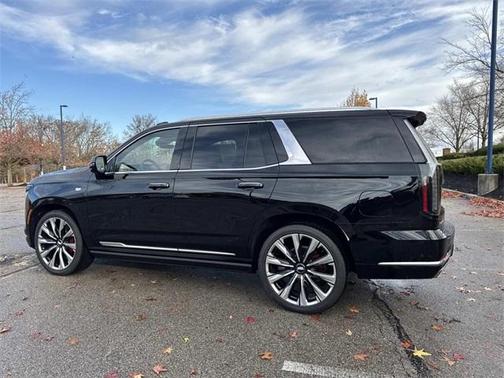 2026 Cadillac Escalade Luxury