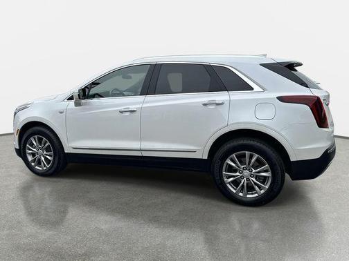 Crystal White Tri-Coat 2022 Cadillac XT5 Premium Luxury