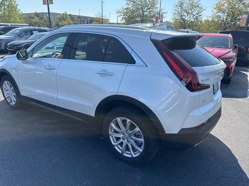 2022 Cadillac XT4 Luxury