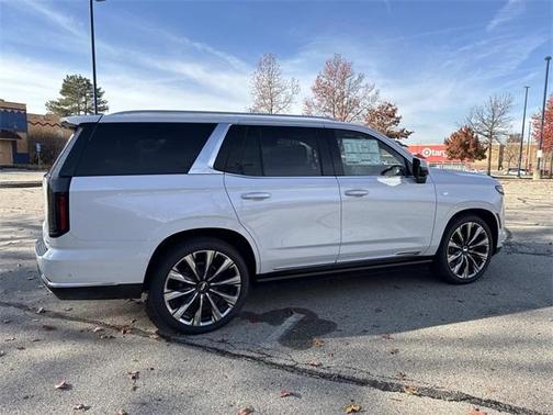 2026 Cadillac Escalade Luxury