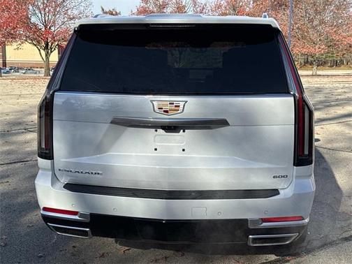 2026 Cadillac Escalade Luxury