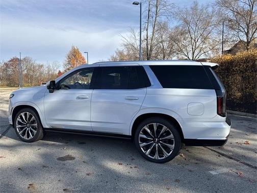 2026 Cadillac Escalade Luxury