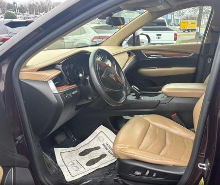 2018 Cadillac XT5 Platinum